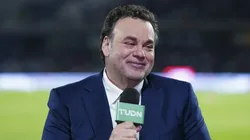 La afición de Cruz Azul le dedicó una insólita pancarta al periodista David Faitelson