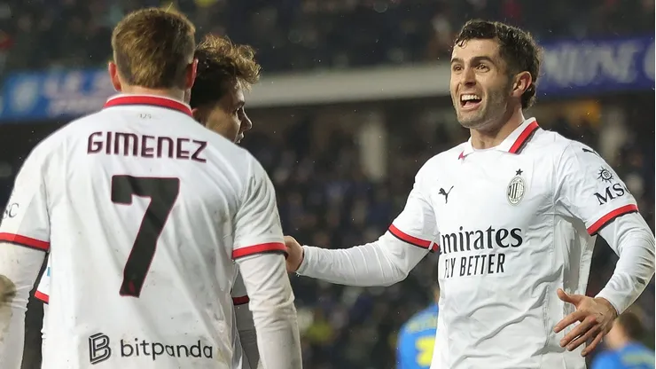 Santiago Giménez no será de la partida en el encuentro entre Milan y Bari por Coppa Italia.