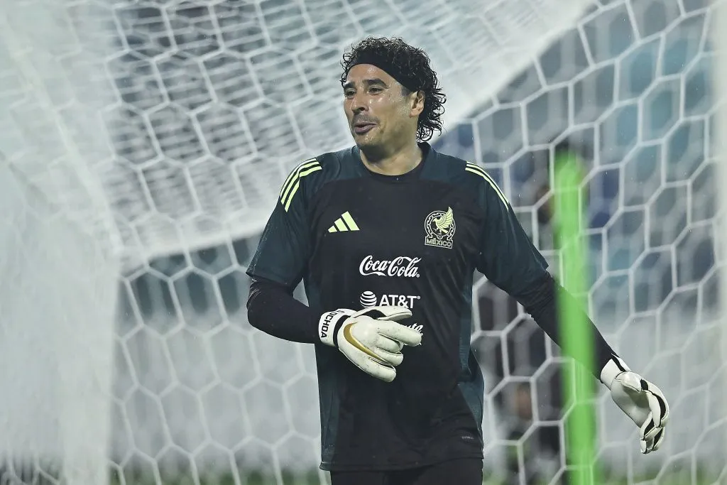 Guillermo Ochoa quiere transformarse en el primer futbolista mexicano en ser convocado a seis mundiales. (Imago7)