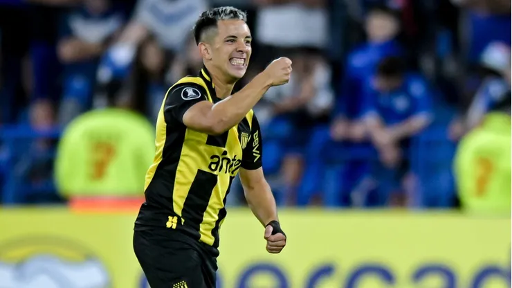 ¿Por qué no juega Leo Fernández en Racing Club vs. Peñarol?