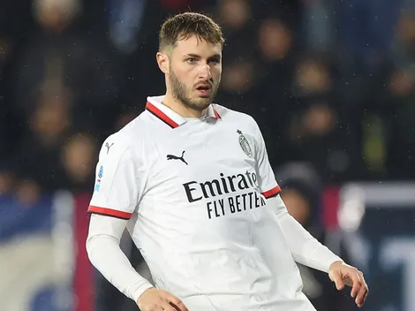 Santiago Giménez se expresó en medio de los rumores: "La única verdad es que..."