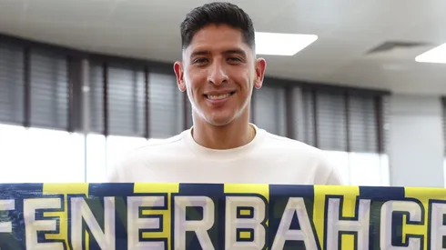 El capitán de la Selección Mexicana jugará en Fenerbahce en condición de cedido por West Ham durante una temporada y con opción de compra.