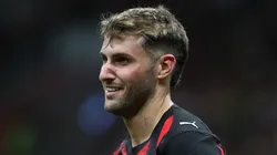 Santiago Giménez con Milan