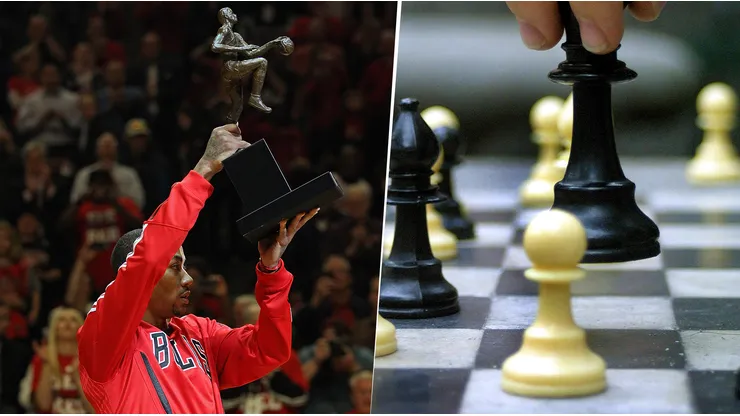 Derrick Rose enseña su premio MVP con Chicago Bulls