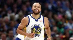 Stephen Curry sonríe en Golden State Warriors