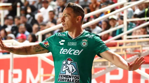 Guardado jugó un año y medio en León antes de retirarse como futbolista.