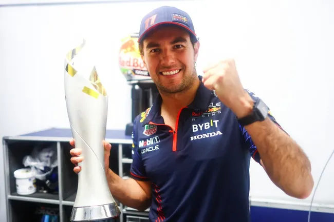 En 2026, Checo Pérez correrá en los cinco circuitos donde obtuvo sus seis victorias. (Getty Images)