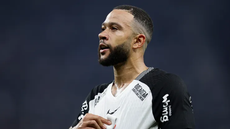 Grupo Pachuca analiza el fichaje de Memphis Depay.