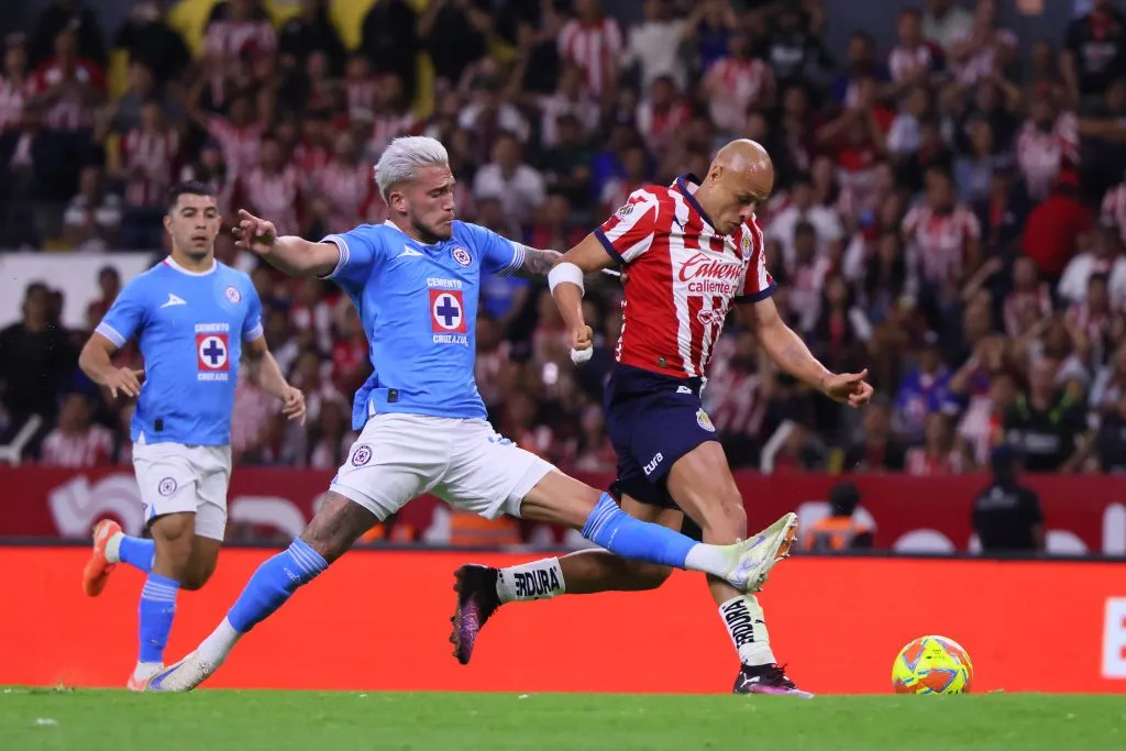 Chivas y Cruz Azul, siempre un cruce caliente y atractivo [Foto: Getty]