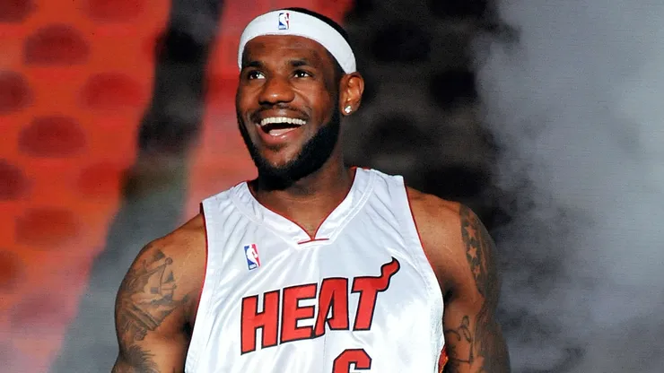 LeBron James podría volver a Miami Heat
