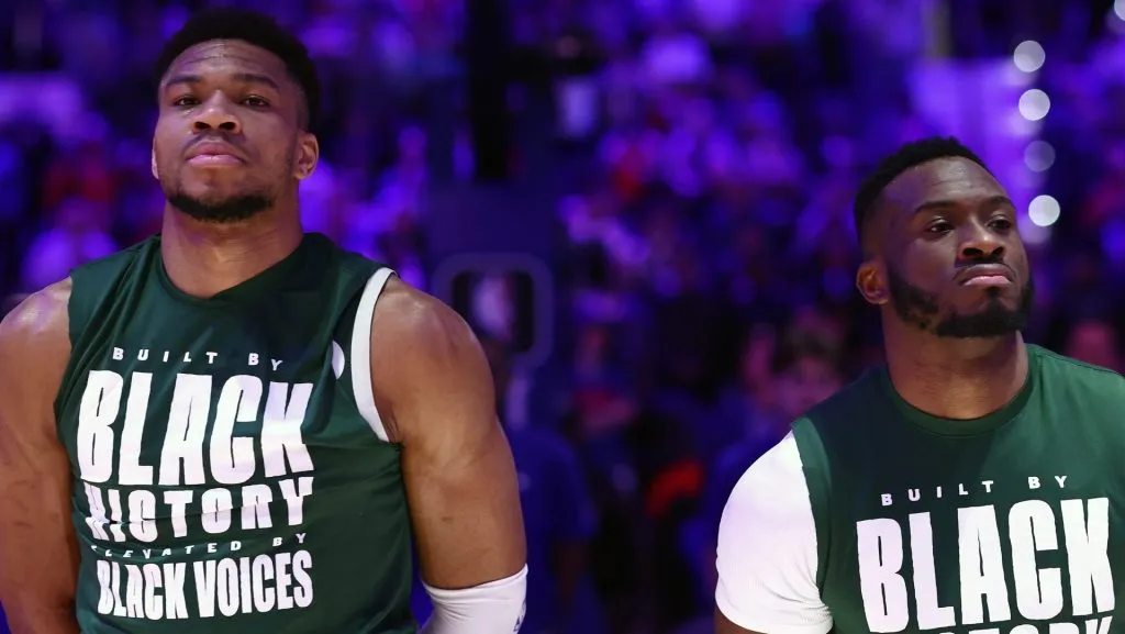 Giannis y Thanasis Antetokounmpo son inseparables es Milwaukee Bucks. (GETTY IMAGES)