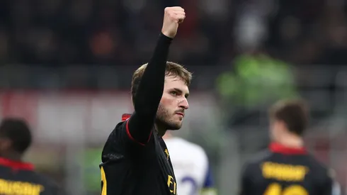 Santiago Giménez cambiaría la Serie A por la Premier League