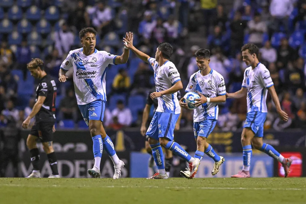 Puebla ya cumplió y lidera la tabla de la regla de menores del Apertura 2025. (Imago7)