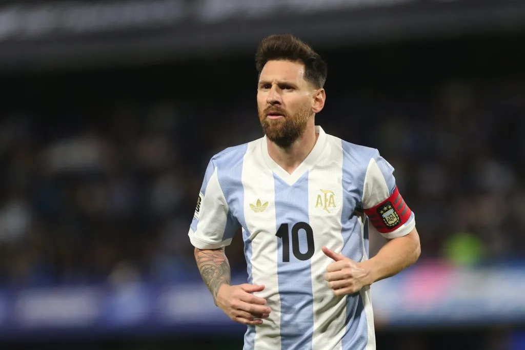 Lionel Messi podría jugar, ante Venezuela, su último partido oficial en Argentina. (Getty Images)