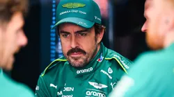 Fernando Alonso seguirá corriendo para Aston Martin en 2026