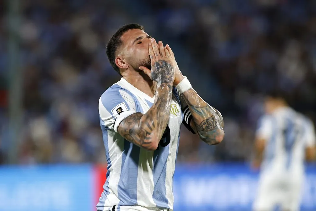 Otamendi, conmovido: seguirá los pasos de Messi y dejará la Selección [Foto: Getty]