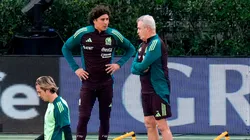 Aguirre mantiene la buena relación con Ochoa.
