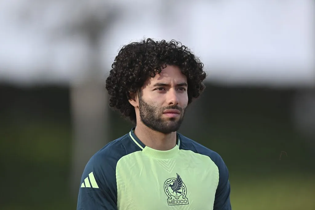 César Huerta no viajó a Estados Unidos por una sobrecarga muscular. (Imago7)