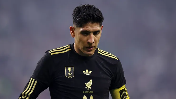 Edson Álvarez salió lesionado en México vs. Japón.