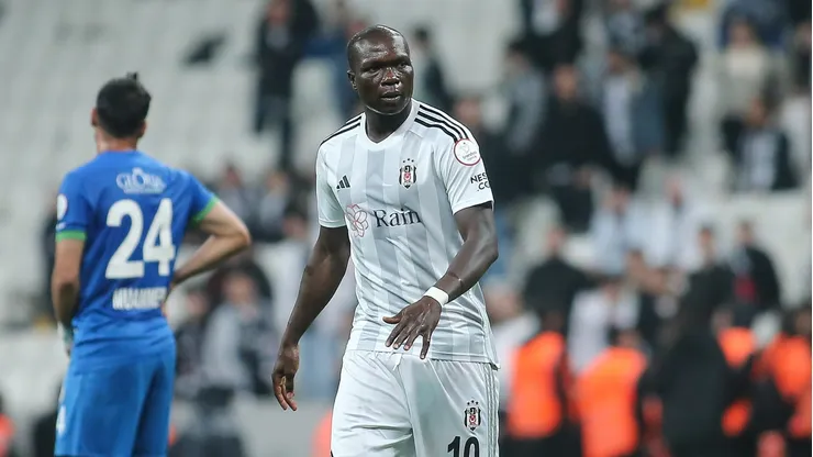 Pumas UNAM le puso fecha límite a Vincent Aboubakar para decidir si llega a la Liga MX