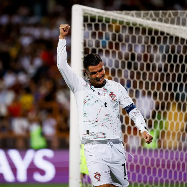 Cristiano Ronaldo celebra uno de sus goles contra Armenia (Foto: @Cristiano)