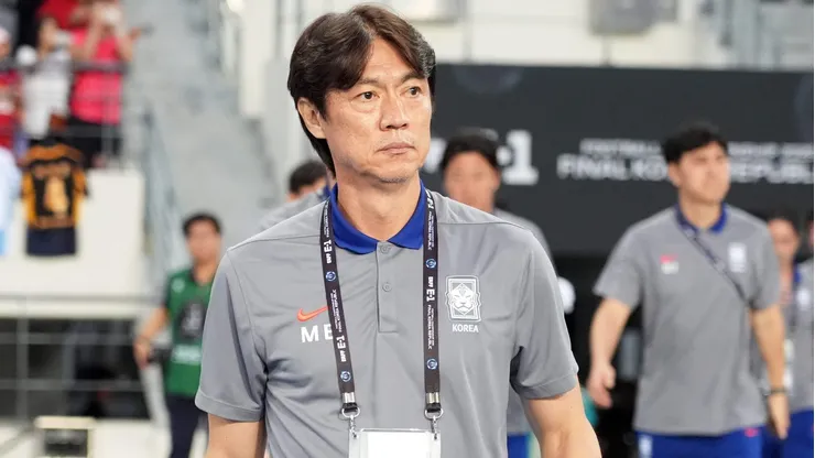 El DT surcoreano palpitó el juego ante México en conferencia de prensa.
