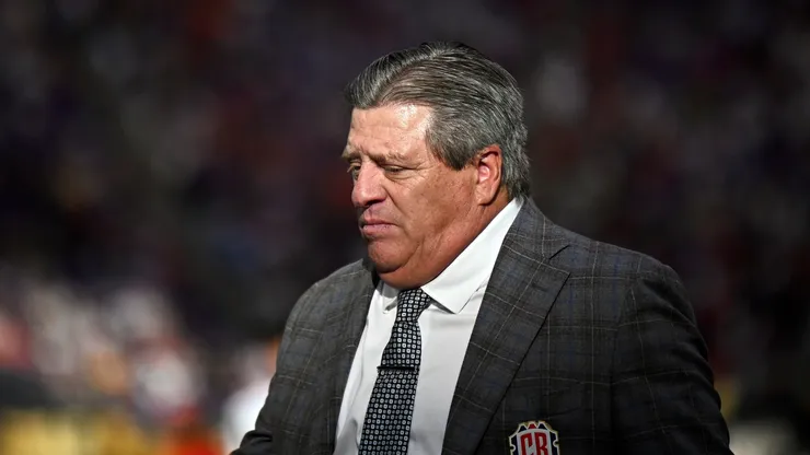 Miguel Herrera está en la cuerda floja en Costa Rica.
