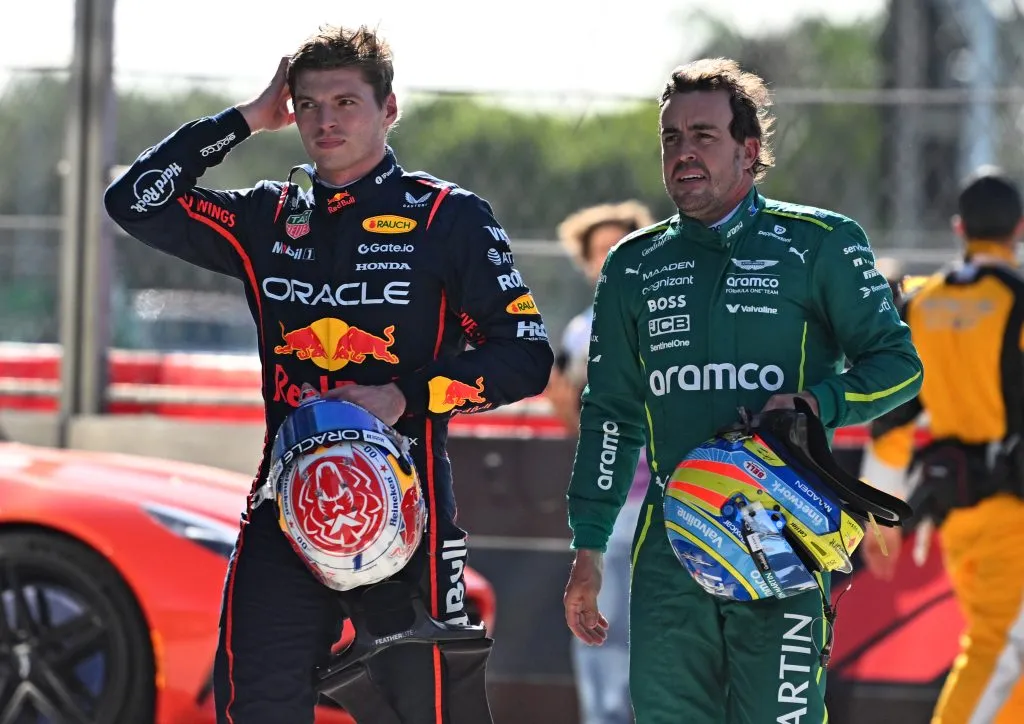 Max Verstappen y Fernando Alonso en la F1 (GETTY IMAGES)