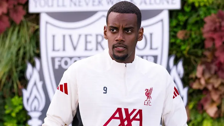 Alexander Isak no juega con Liverpool ante Burnley