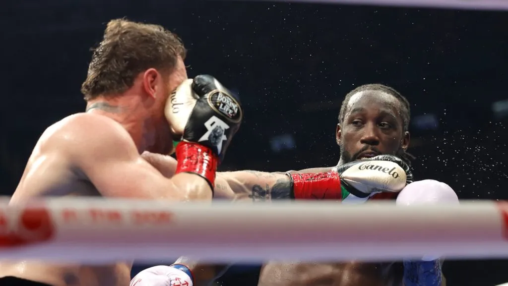Terence Crawford pasó a la historia grande del deporte tras vencer a Canelo Álvarez. (GETTY IMAGES)