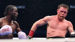 Canelo Álvarez regaló una curiosa reacción en la pelea con Terence Crawford.