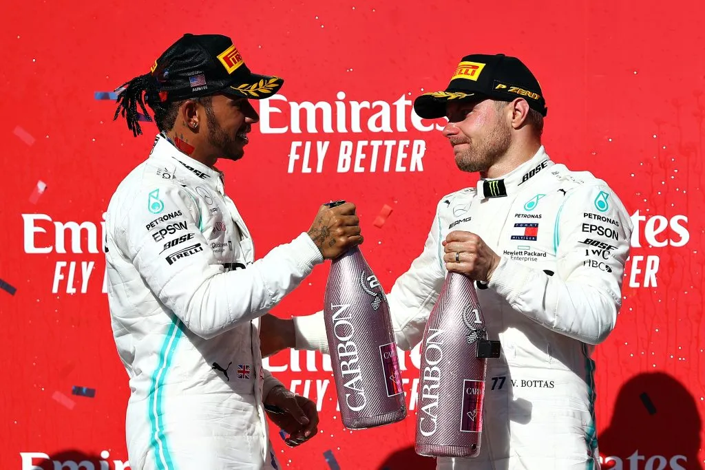 Lewis Hamilton y Valtteri Bottas en 2019 (GETTY IMAGES)