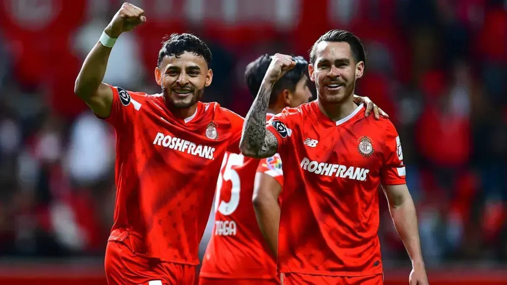 Vega y Angulo no coronaron en Chivas pero sí en Toluca.