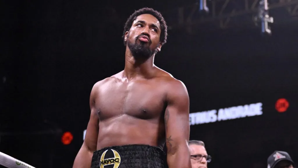 Demetrius Andrade intentó pelear con Canelo Álvarez, pero nunca tuvo éxito. (GETTY IMAGES)