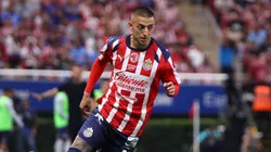 Roberto Alvarado no será parte del duelo de Chivas ante Toluca por el Apertura 2025