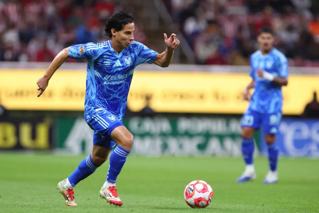 Tigres UANL empató ante Chivas en el partido pendiente de la primera fecha del Apertura 2025. (Getty Images)