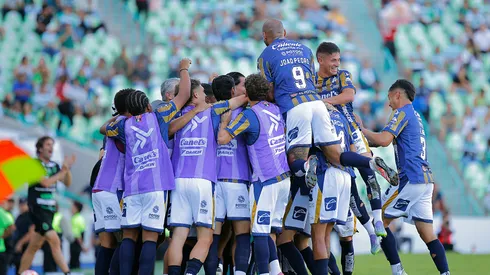 Atlético San Luis goleó a Santos Laguna de visitante.