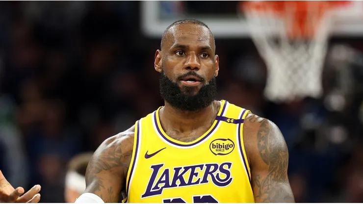 LeBron James jugará la temporada 23 en la NBA.