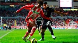 Necaxa vs Chivas, en el primer juego del 2025.