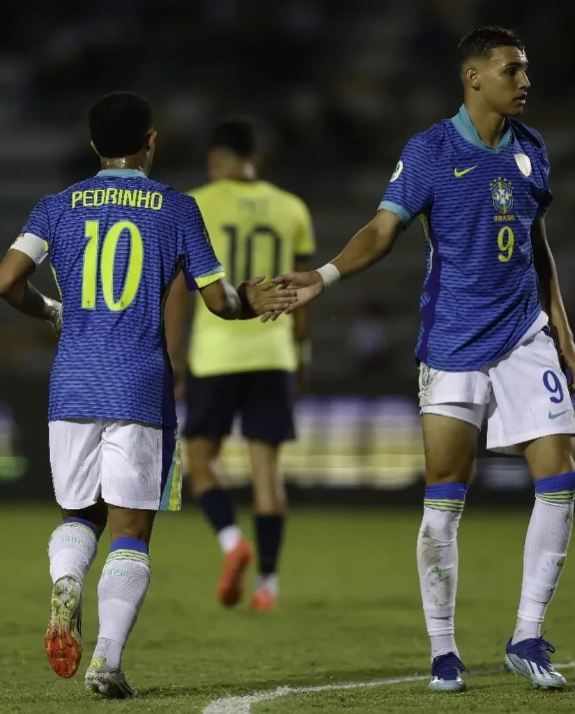 Pedrinho y Deivid Washington en la Selección de Brasil (Foto: Instagram @deividwashington_)