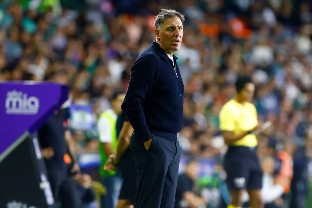 Eduardo Berizzo ganó 15 partidos, empató 12 y perdió 17 en León. (Getty Images)
