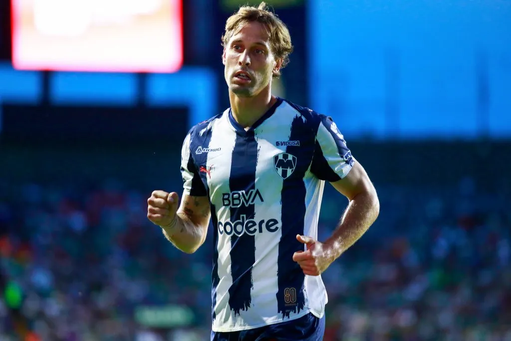 Sergio Canales no podrá jugar ante Santos por una intervención a la que se sometió tras la falla de un aparato en un procedimiento de rutina. (Getty Images)