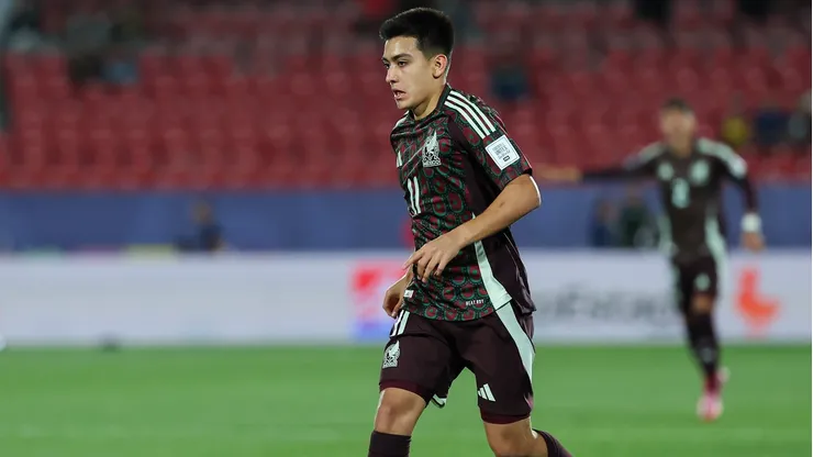 Gilberto Mora dio una asistencia en el empate entre México y Brasil.