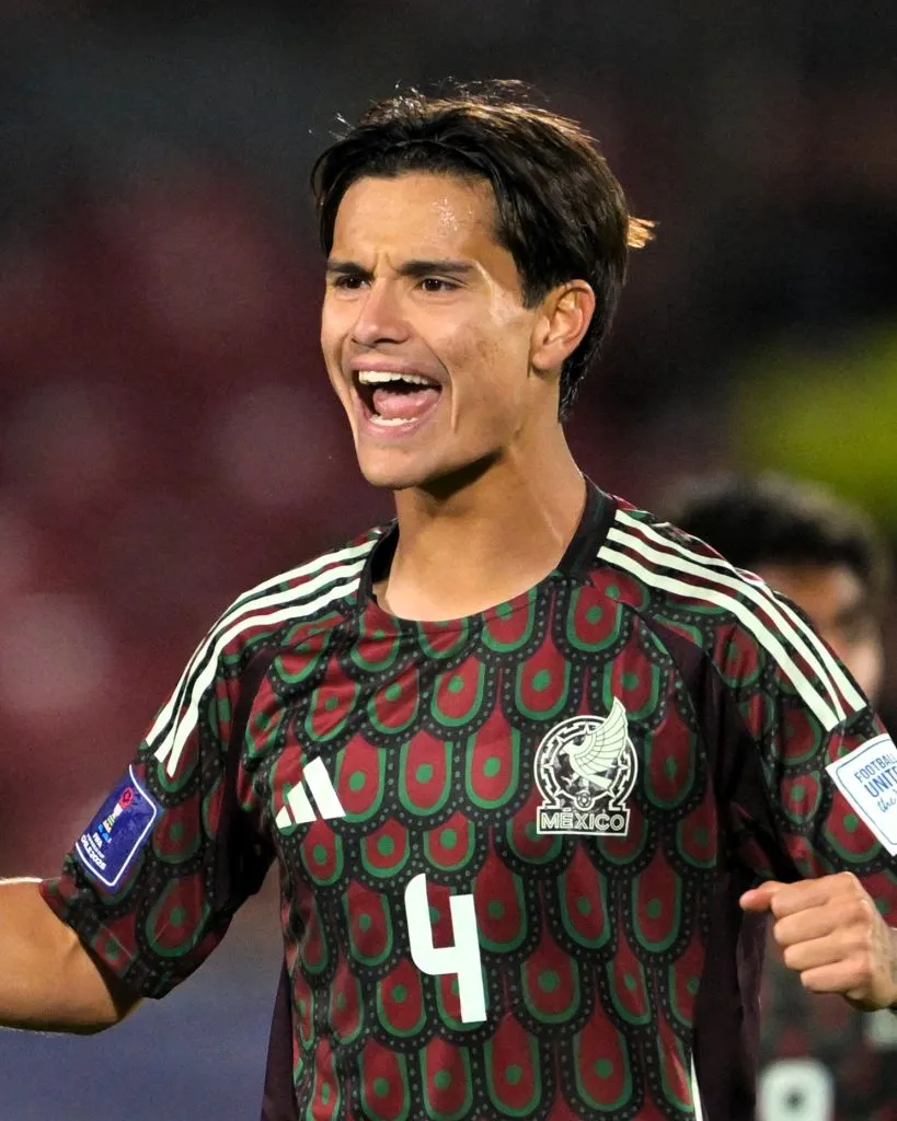 Diego Ochoa puso el 2-2 definitivo con asistencia de Gilberto Mora. (FIFA oficial)