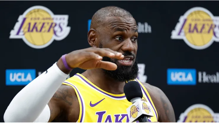 LeBron James jugará la temporada 23 en la NBA.