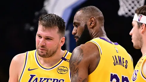 Doncic y LeBron jugarán su primera campaña completa en Lakers.