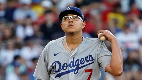 Julio Urías ganó una Serie Mundial con Los Angeles Dodgers.