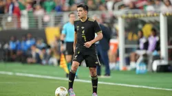 Prensa española elogia a Gilberto Mora.