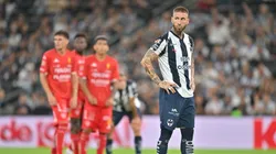 Sergio Ramos recibió una multa por criticar a los árbitros.