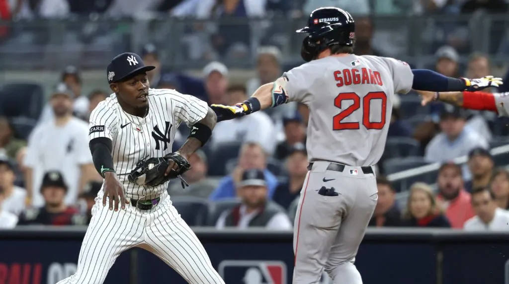 Yankees y Red Sox juegan serie de Comodín en Playoffs.